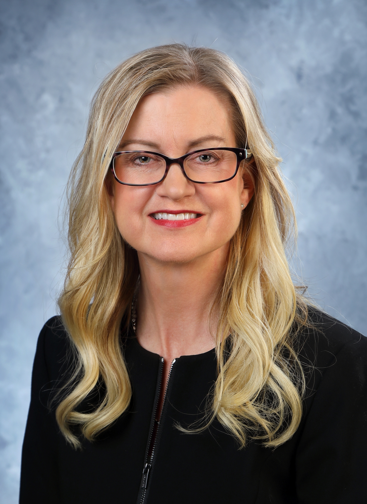 Stephanie Dahl - 1000 E Rosser Ave, Bismarck, ND 58501, USA, Bismarck, North Dakota, 58501