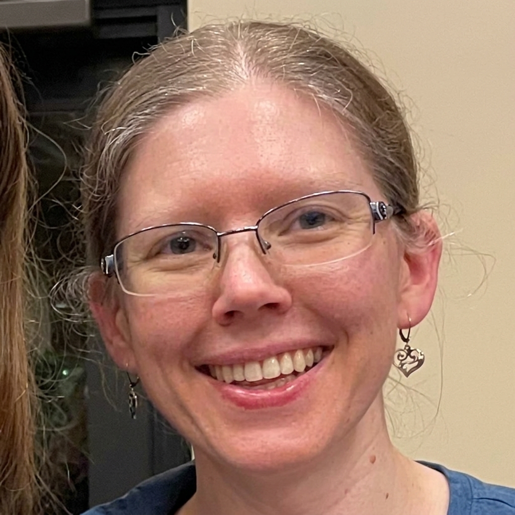 Lisa Neff - 2526 Colonial Drive, Centralia, Washington, 98544