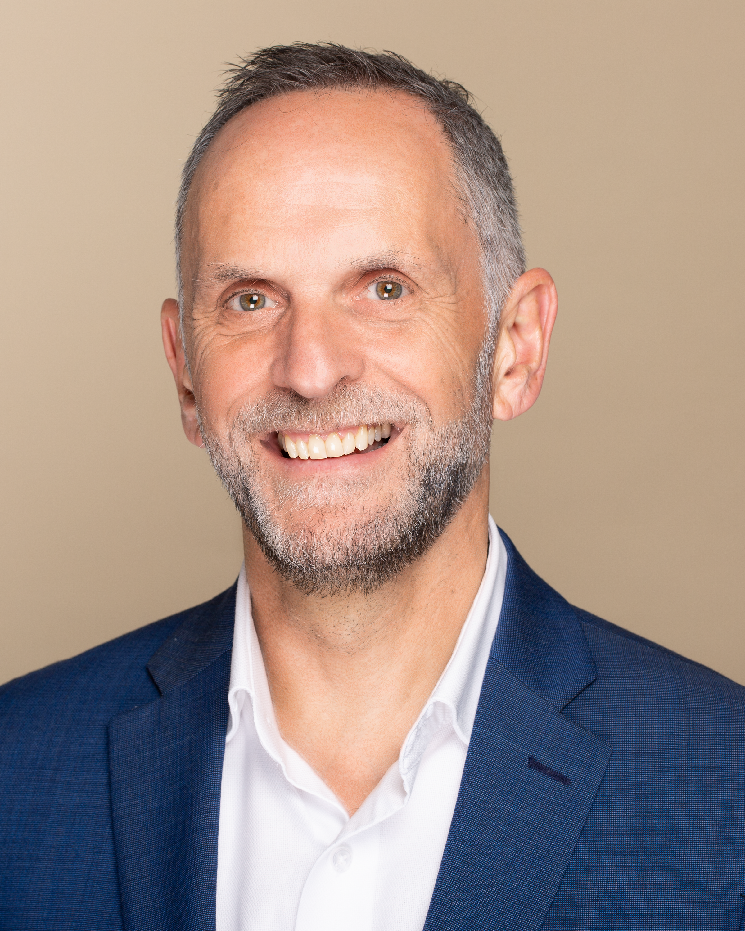 Adrian Rawlinson - 3838 California St Rm 516, San Francisco, CA 94118, United States, San Francisco, California, 91761
