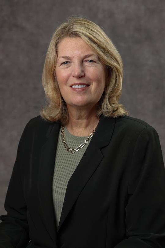 Dara Rogers - 913 South Broad Street, Scottsboro, Alabama, 35769