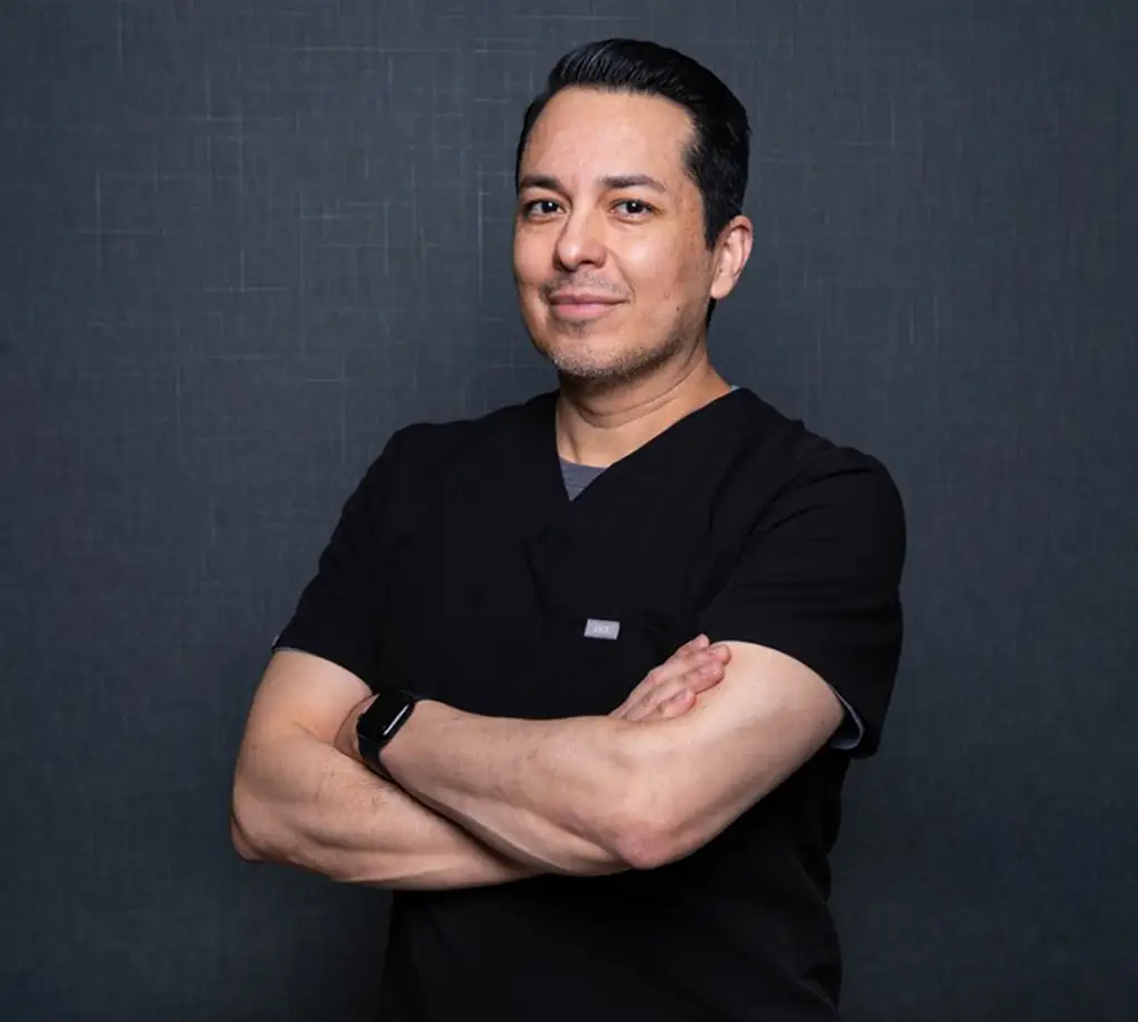 Carlos Molina - 4001 McKewen Drive, Farmers Branch, Texas, 75965