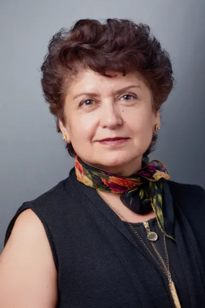 Lubna Pal - 385 Church St, Guilford, CT 06437, USA, Guilford, Connecticut, 6437