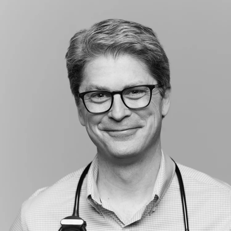 Chris Donohoe - 3916 North Damen Avenue, Chicago, Illinois, 60625