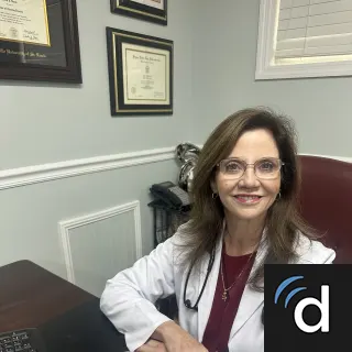 Laurie Davis - 1508 Tombras Avenue, East Ridge, Tennessee, 37412