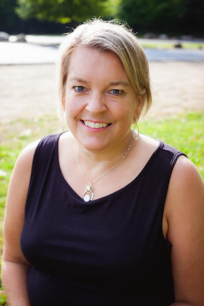 Jennifer Houtman - 4415 Duke Street, Kalamazoo, Michigan, 49008