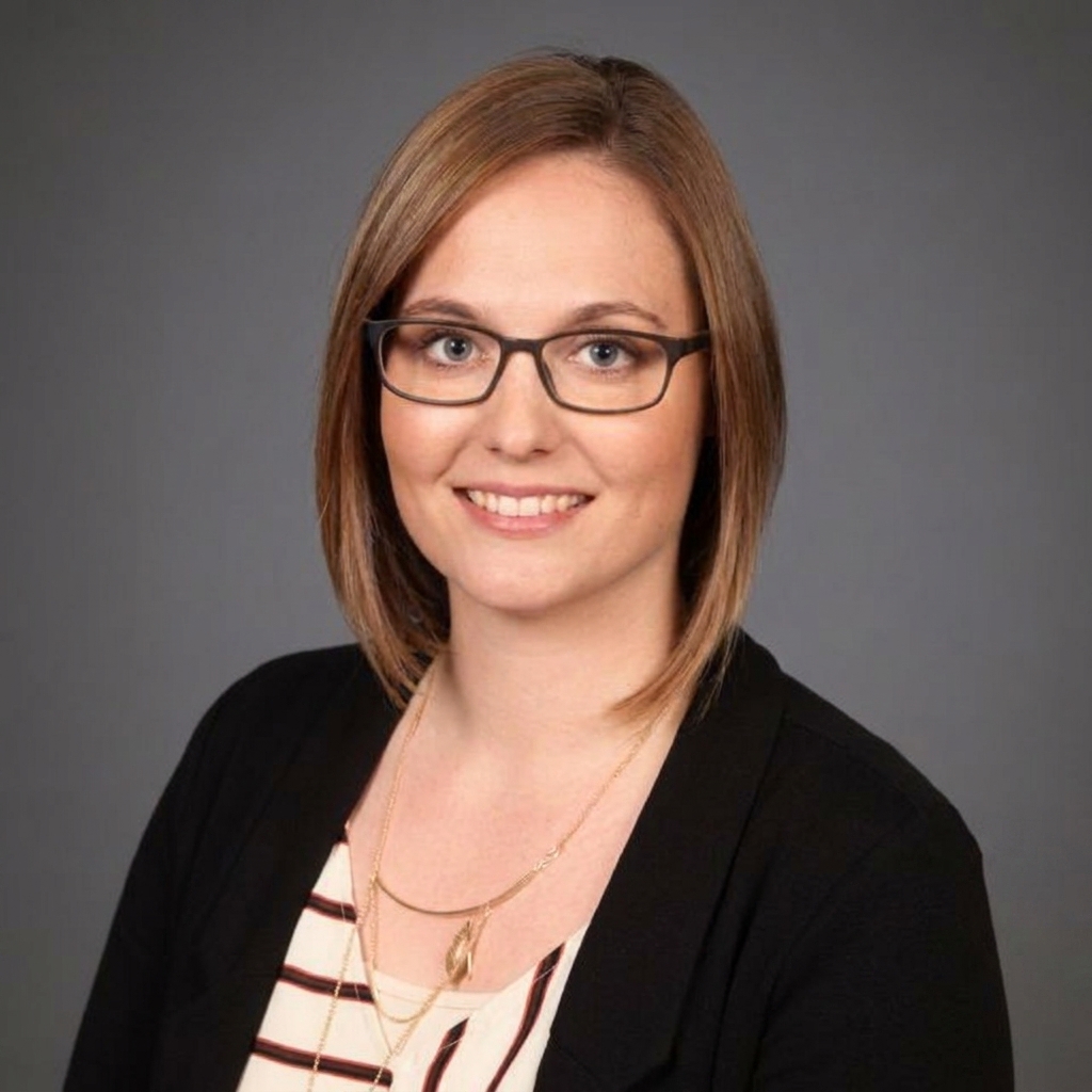 Carly L Overgard - 855 Lakeland Drive, Chippewa Falls, Wisconsin, 54729