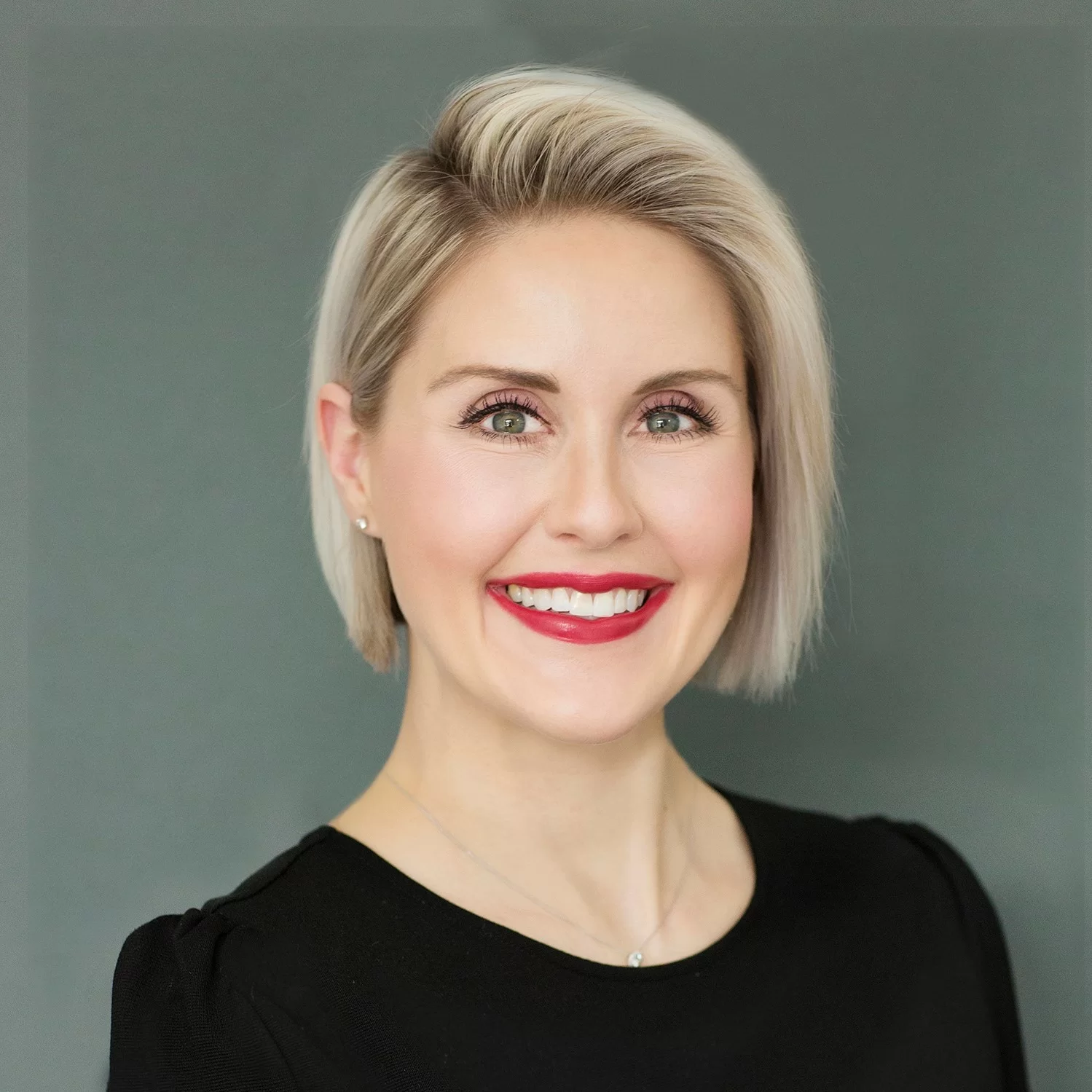 Amanda J. Tschetter - 3316 West 66th Street, Edina, Minnesota, 55439