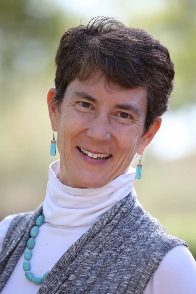 Jennifer J. Sosnowski - 7312 East Deer Valley Road, Scottsdale, Arizona, 85299