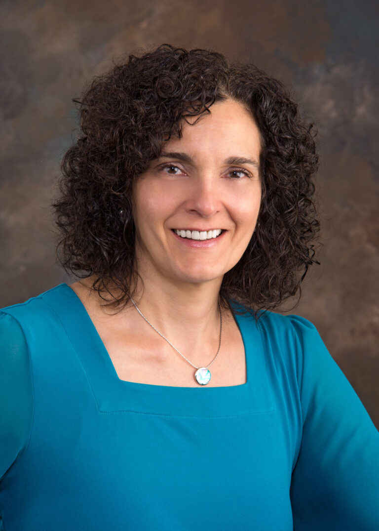 Lisa Baker - 1417 North Mount Auburn Road, Cape Girardeau, Missouri, 63701
