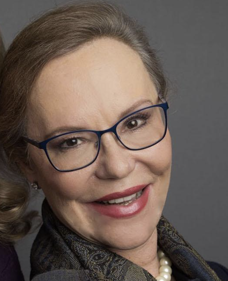 Vesna Skul - 155 Park Avenue, Barrington, Illinois, 60010