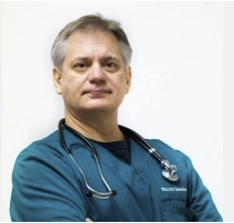 Warren Henslee - 6400 Roosevelt Boulevard, Seven Corners, Virginia, 22044
