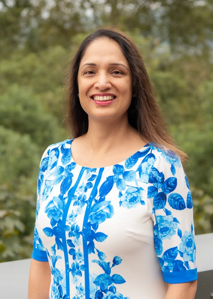 Navdeep Kaur - 1301 4th Avenue Northwest, Issaquah, Washington, 98027