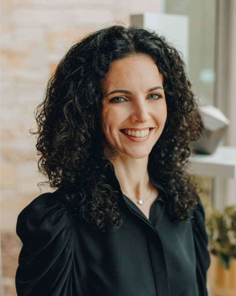 Monica Salas - 8203 Fredericksburg Road, San Antonio, Texas, 78229