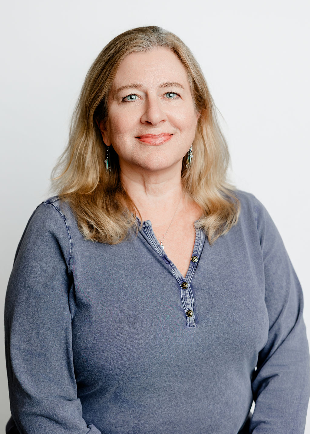 Teresa Wrobbel - 1700 Highway 25 North, Buffalo, Minnesota, 55313