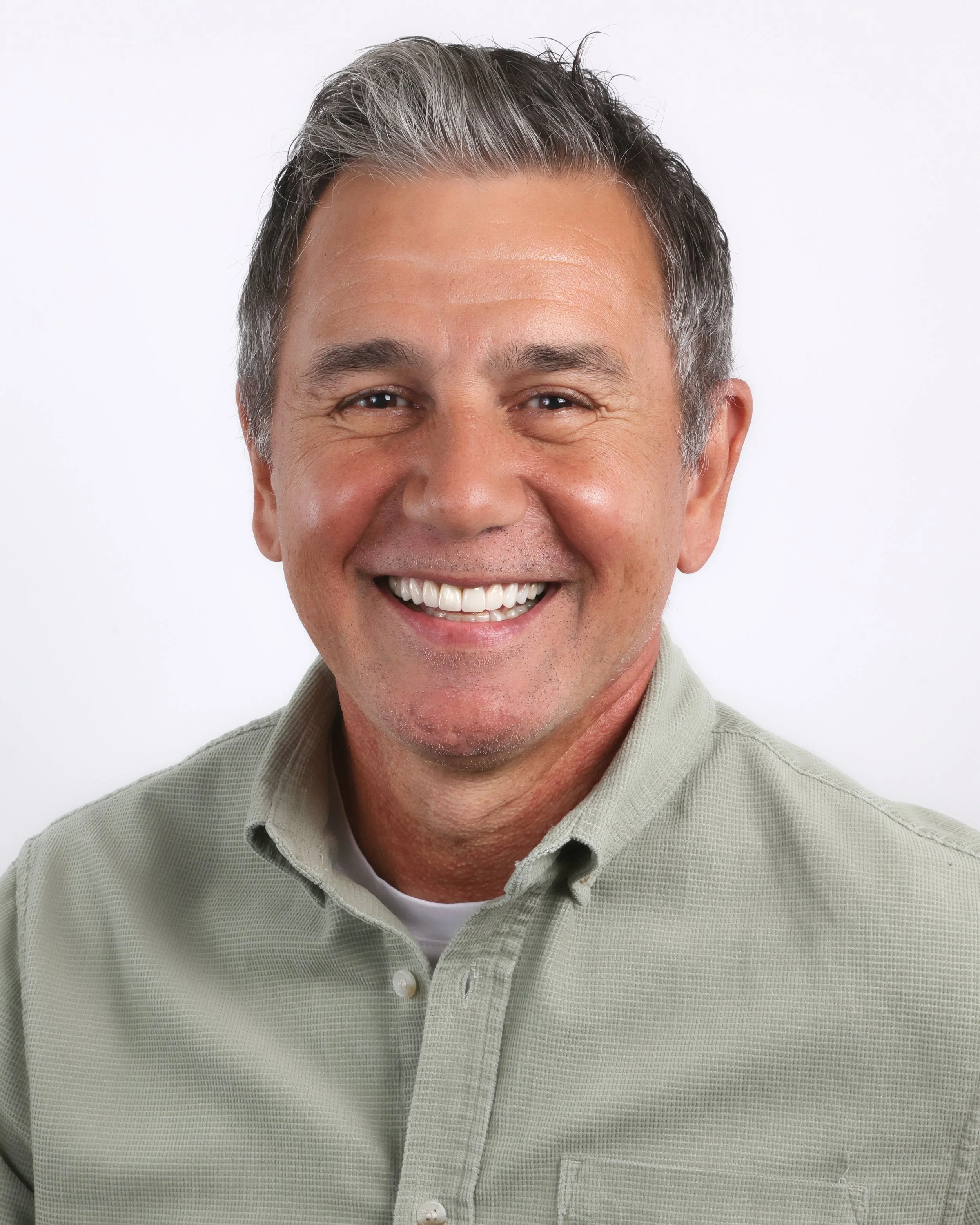 Alex De Moraes - 3010 Beard Road, Napa, California, 94558